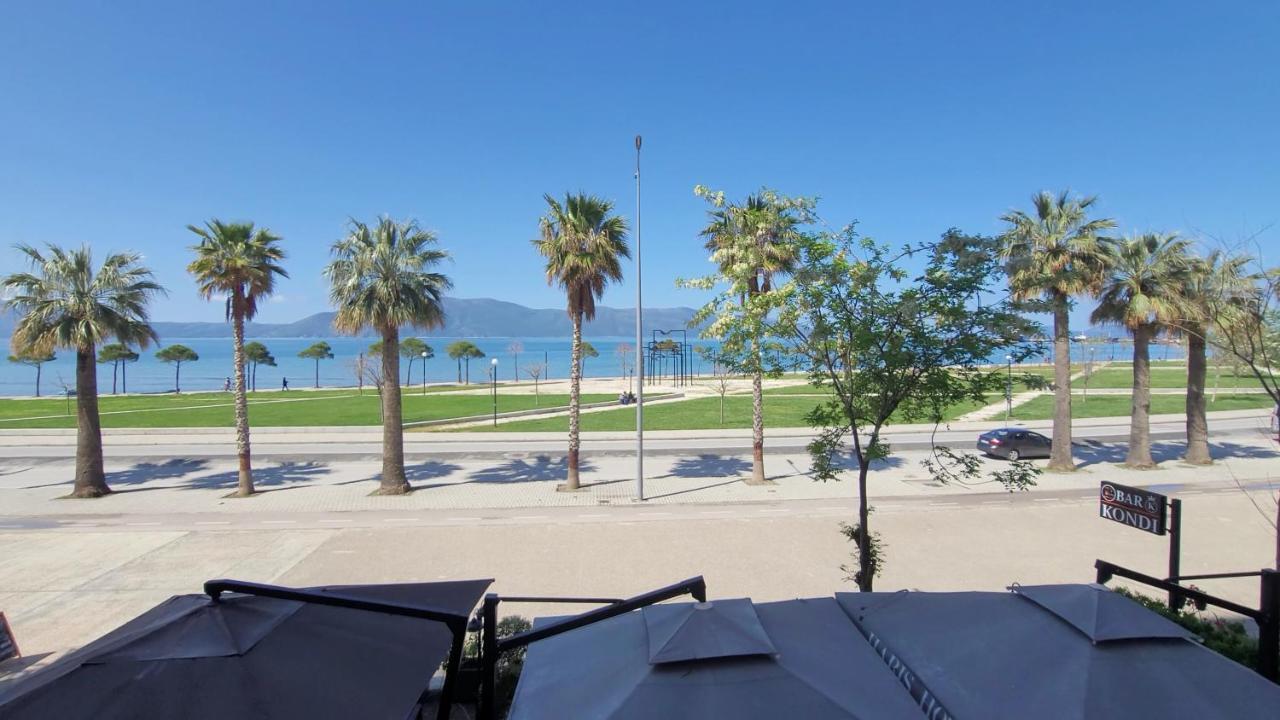 Haris Hotel Vlorë Exteriör bild