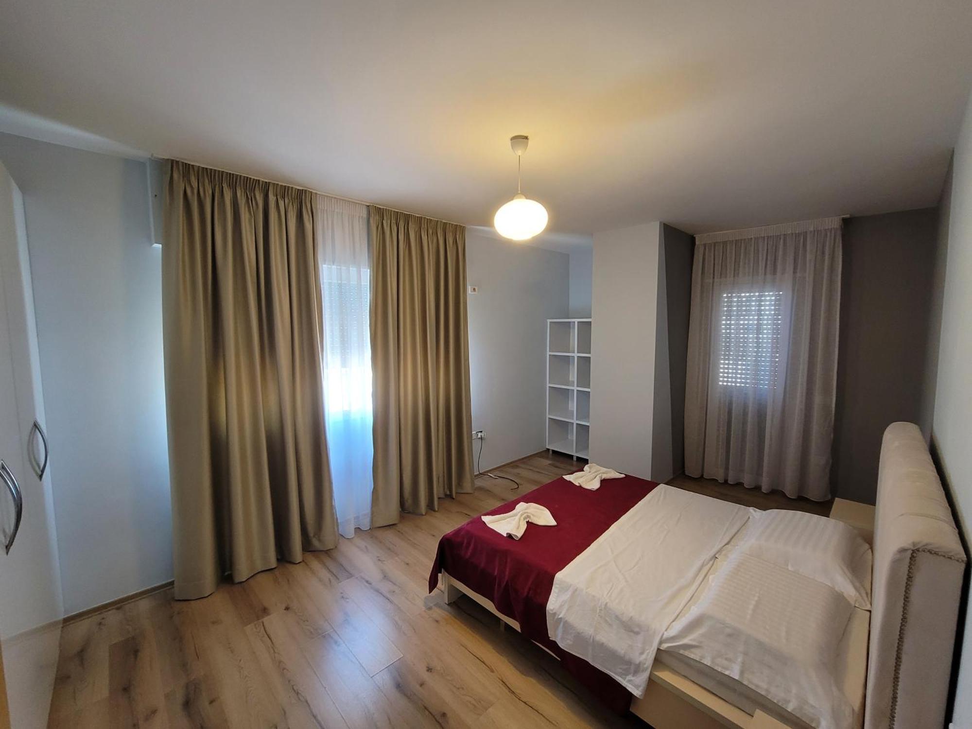 Haris Hotel Vlorë Exteriör bild
