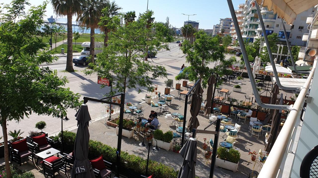 Haris Hotel Vlorë Exteriör bild